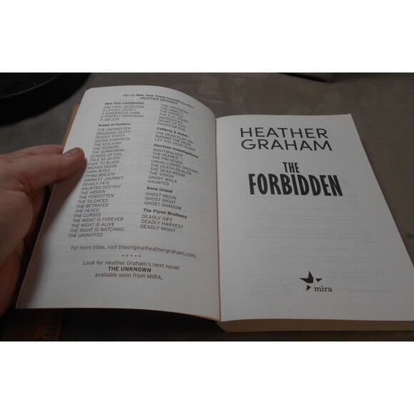 The Forbidden by Heather Graham Paperback 2021 Krewe of Hunters #34 - Picture 4 of 7